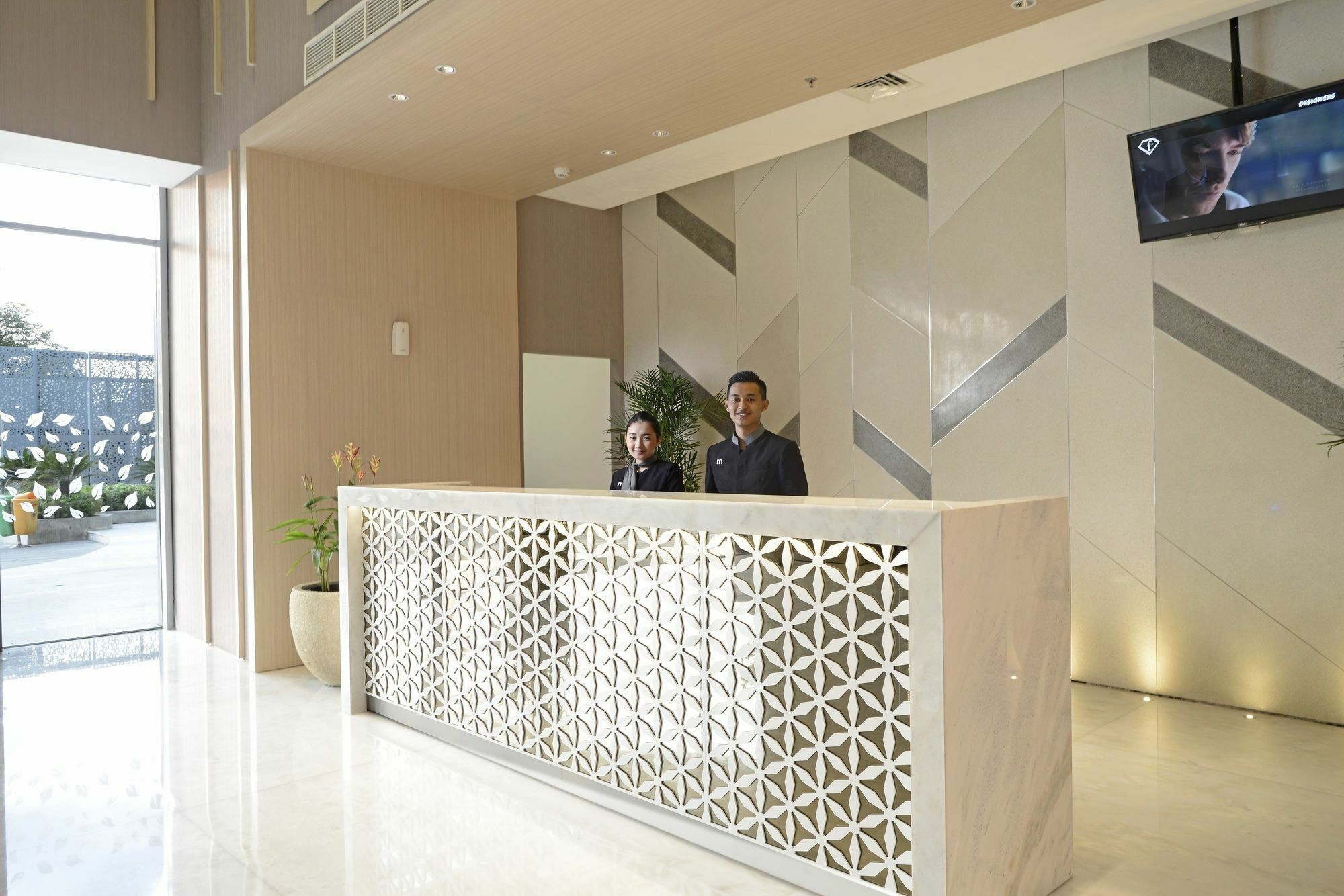 Midtown Hotel 4*