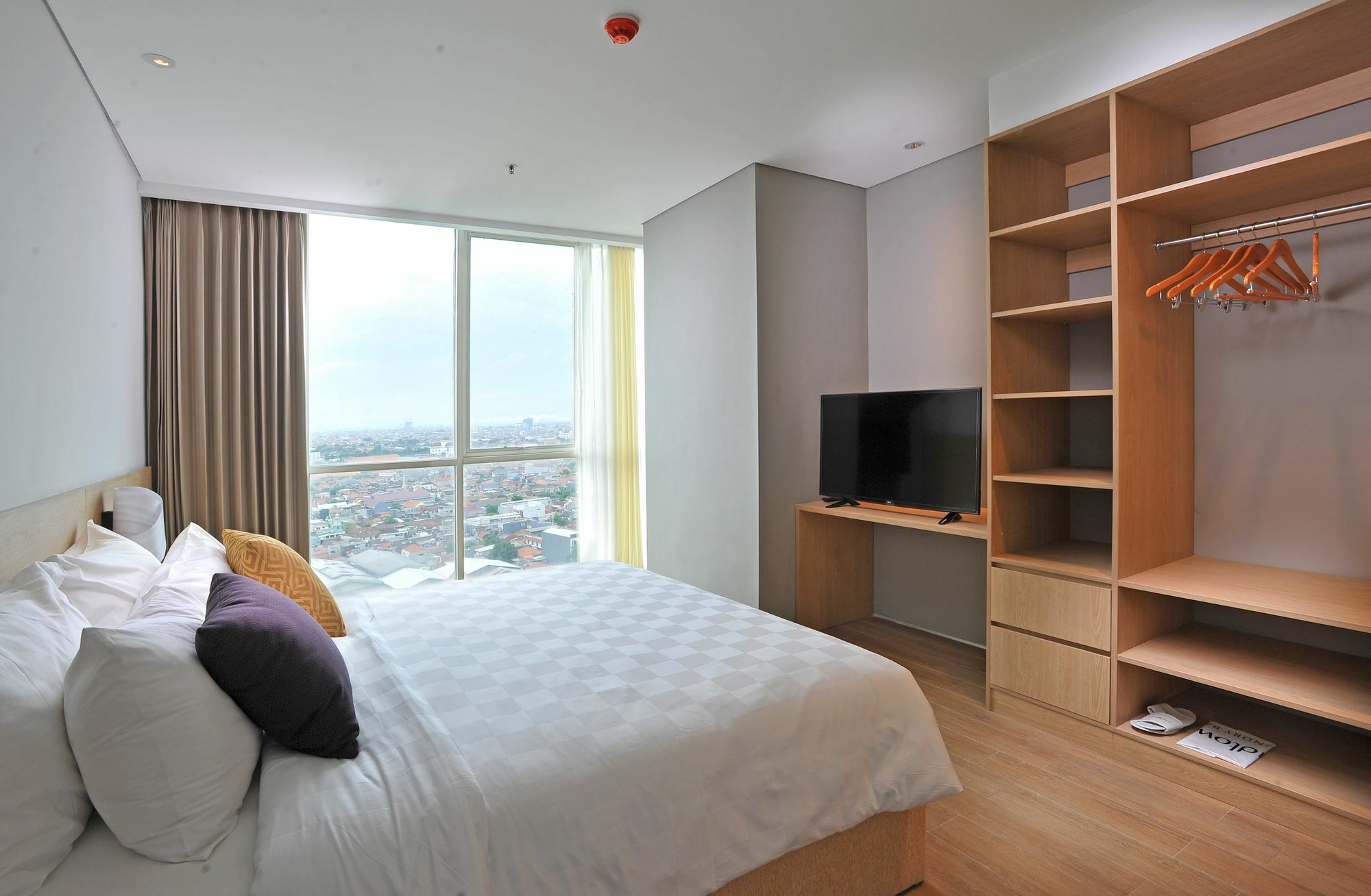 Midtown 4*