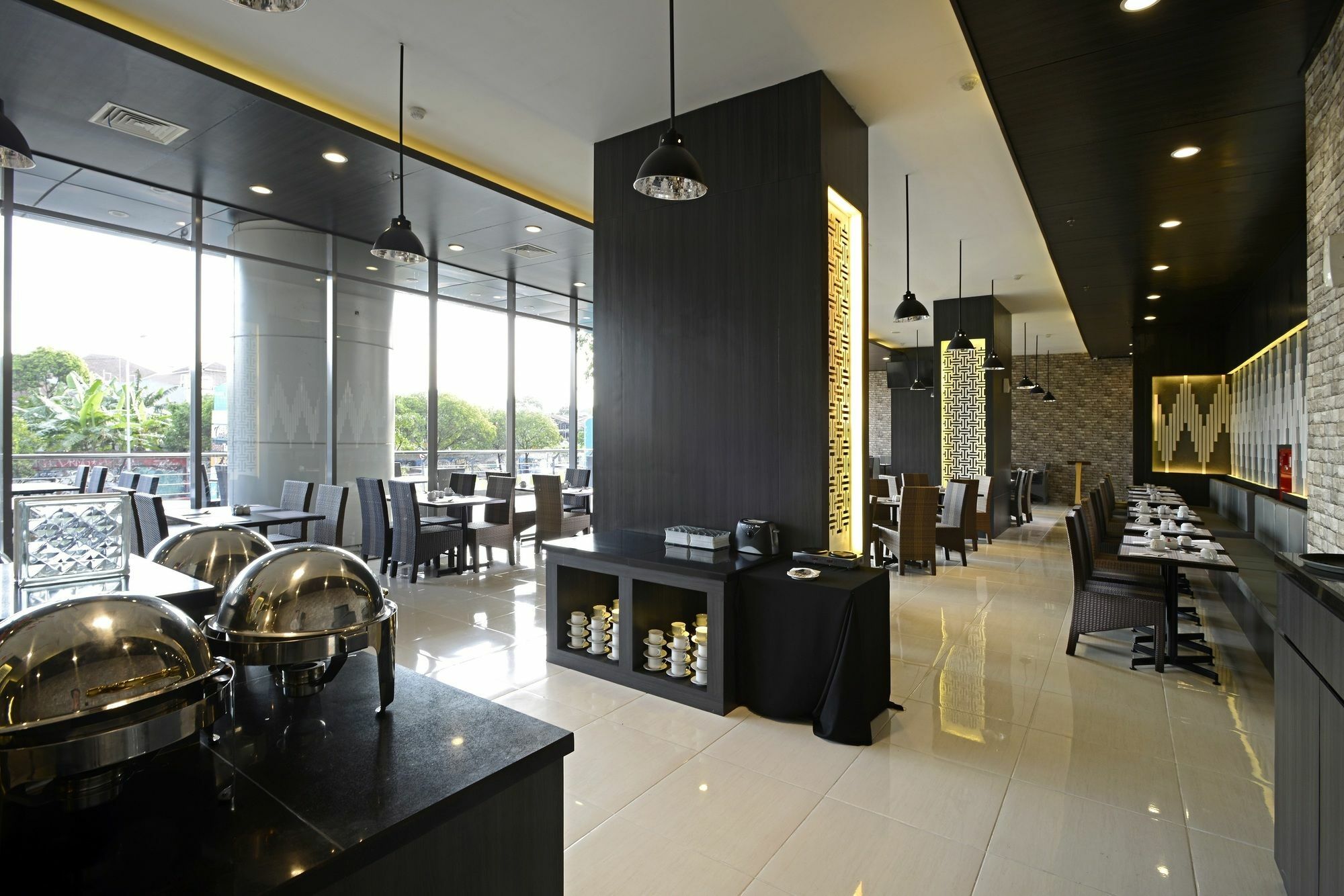 Midtown Hotel